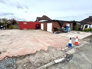 Photo 3- click for photo gallery